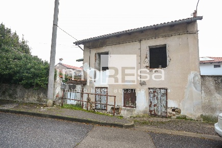 Foto Rustico in via attems 3, Gorizia Centro di 80 m² con 5 locali