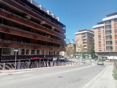 Foto Ufficio a Perugia Semicentro - Stazione di 132 m² con 4 locali
