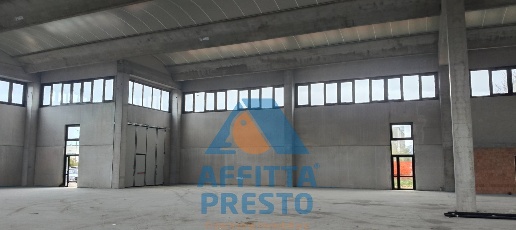Foto Capannone industriale a Empoli di 1200 m² in vendita