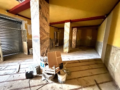 Foto Locale commerciale in Vicolo Paterno' 18, Palermo Castellammare