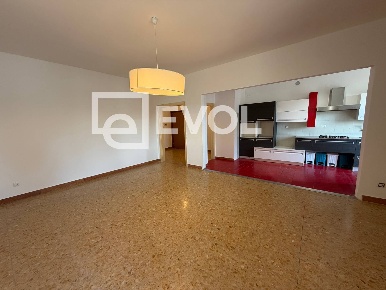 Foto Appartamento in via alberto picco 6, Udine di 128 m² con 4 locali