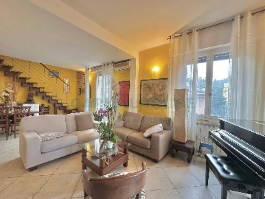 Foto Appartamento in Via San Vittore, Bologna Colli Castiglione di 115 m²