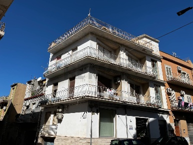 Foto Appartamento in via Giovanni Pascoli 25, Comiso Centro di 107 m²