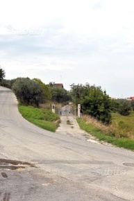 Foto Terreno residenziale a Tortoreto di 5000 m² in vendita
