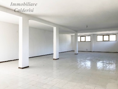 Foto Magazzino in Via E. Mattei, Monsampolo del Tronto Stella di 200 m²