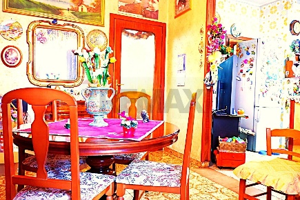 Foto Appartamento in VIA DE FRANCISCIS 50, Caserta Corso Trieste di 138 m²