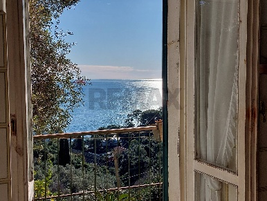 Foto Case semi ndipendenti in Via Castellaro 2, Zoagli Centro di 182 m²