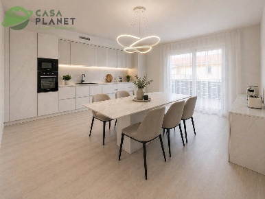 Foto Appartamento in Via Terraglio, Preganziol Centro di 140 m² in vendita