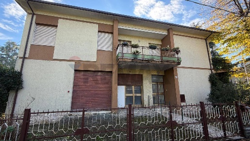 Foto Appartamento in Via Monte Giove 21, Foligno Viale Firenze, Paciana