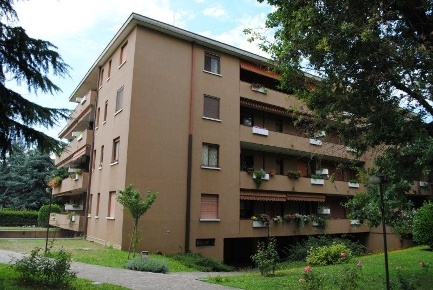 Foto Attico in Via IV Novembre 6, Vimercate Semicentro di 156 m² in affitto