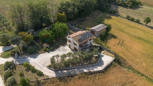 Foto Casa indipendente in vai Sant'Ignazio 17, Filottrano di 98 m²