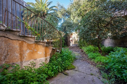 Foto Casa indipendente in Via Firenze 17, Aci Castello Centro di 400 m²