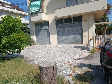 Foto Posti auto a San Benedetto del Tronto Paese Alto, Ponterotto di 63 m²