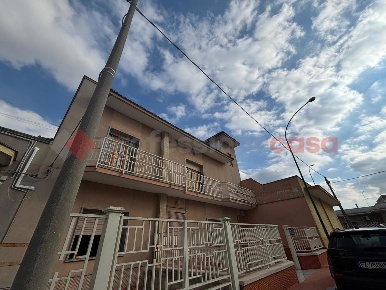 Foto Appartamento in Via M. Pagano 1, Manduria Centro di 185 m² in vendita