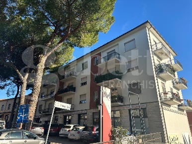 Foto Appartamento in Via Orvieto snc, Amelia Centro di 112 m² con 5 locali