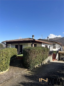 Foto Villa unifamiliare in Villa Petto, Colledara Villa Petto di 225 m²