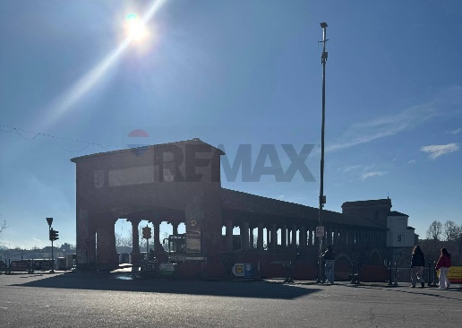 appartamento in vendita a Pavia in zona Centro Città