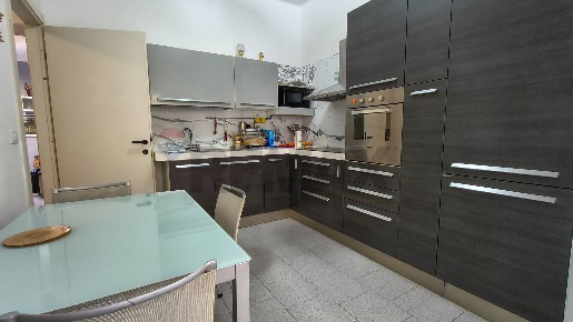 Foto Appartamento in via Armando Diaz 7, Vado Ligure Vado Centro di 90 m²