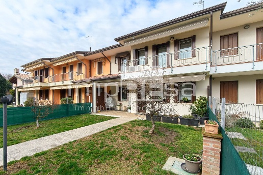 casa indipendente in vendita a Spresiano in zona Lovadina