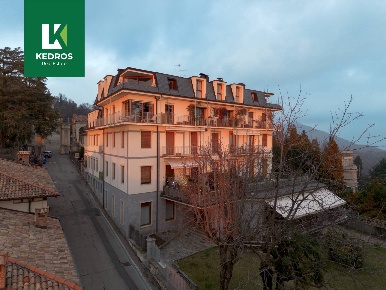 Foto Appartamento in Via al Santuario 10, Varese Santa Maria del Monte