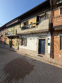 Foto Case semi ndipendenti a Torre de' Negri Centro di 61 m² con 2 locali