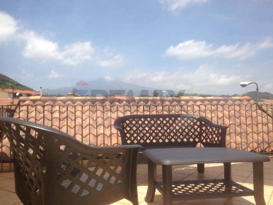 Foto Casa indipendente in Via Pappalardo 16, Nicolosi di 180 m² in vendita