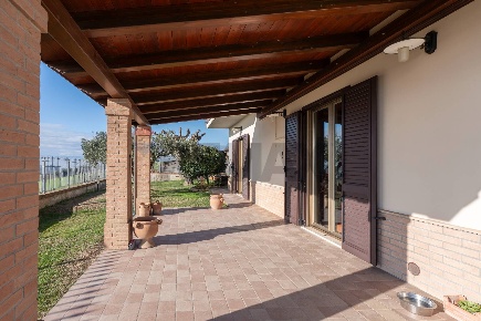 Foto Casa indipendente in via Mazzangrugno 28, Jesi Mazzangrugno di 430 m²