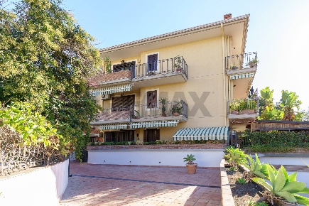 Foto Appartamento in via cristoforo colombo 35, Tremestieri Etneo Centro