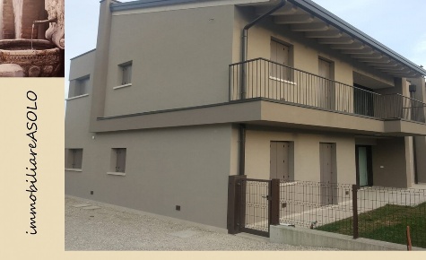 Foto Appartamento a Castelcucco Centro con 6 locali in vendita