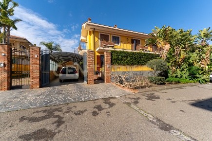 Foto Casa indipendente in Via N. Martoglio 3, San Gregorio di Catania