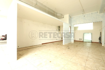 Foto Locale commerciale in via dal ponte 228, Torri di Quartesolo Marola