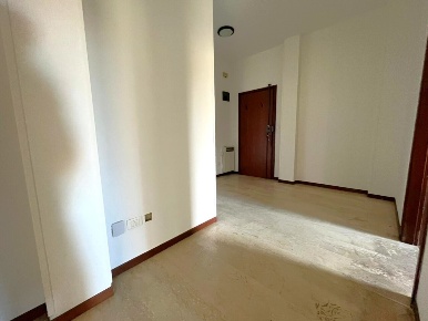 Foto Appartamento in Via G. Garibaldi, Casalecchio di Reno di 74 m²