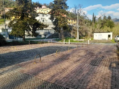 Foto Posti auto a Deiva Marina di 13 m² con 6 locali in vendita