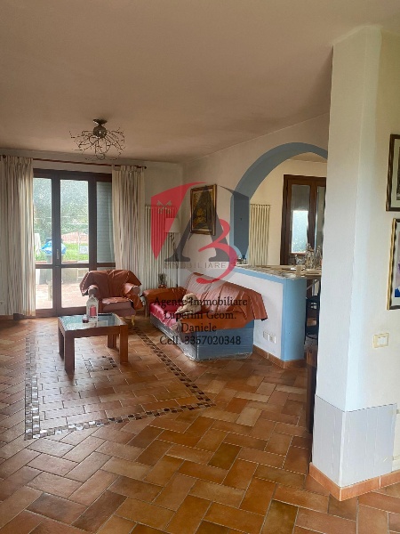 casa indipendente in vendita a Cascina in zona Titignano