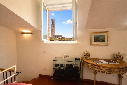 Foto Appartamento a Siena Provenzano di 148 m² con 4 locali in vendita