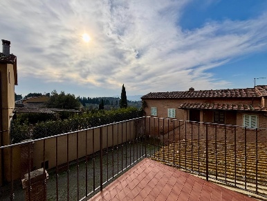 Foto Appartamento a Peccioli di 251 m² con 11 locali in vendita