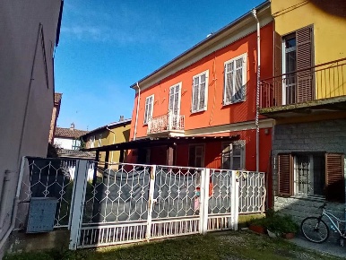 Foto Appartamento a Alessandria Litta Parodi di 220 m² con 8 locali