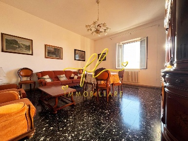 Foto Appartamento a Livorno Stadio di 128 m² con 5 locali in vendita