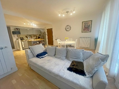 Foto Appartamento a Poggibonsi Centro di 85 m² con 3 locali in vendita