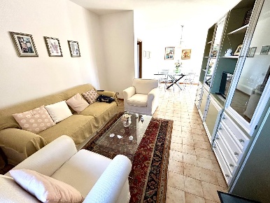 Foto Appartamento a Ponsacco Centro di 90 m² con 4 locali in vendita