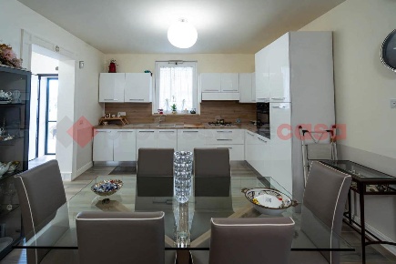 Foto Appartamento in Via Quinto Fabio Massimo 3, Frosinone di 100 m²