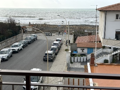 Foto Appartamento in Via DUCA DEGLI ABRUZZI 177, Ladispoli Centro di 54 m²