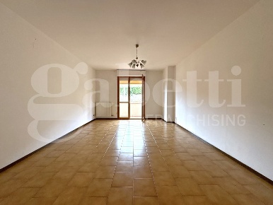 Foto Appartamento a Carrara Fontia, Fossola, Fossone di 104 m² con 4 locali