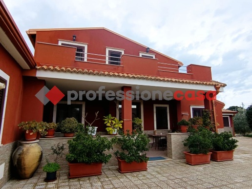 casa indipendente in vendita ad Augusta