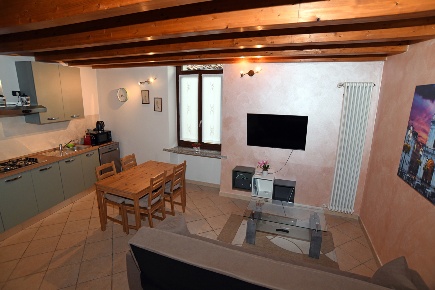Foto Appartamento in Via Cambranti 5, Chiari Centro di 90 m² con 3 locali