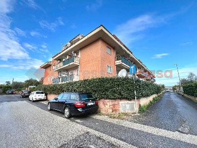 Foto Appartamento in Via Giovanni Nicotera 24, Guidonia Montecelio di 40 m²