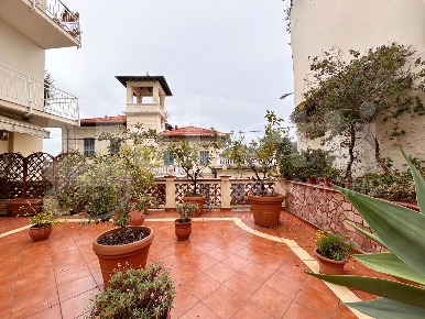 Foto Appartamento in Corso DEGLI INGLESI 232, Sanremo Corso degli Inglesi