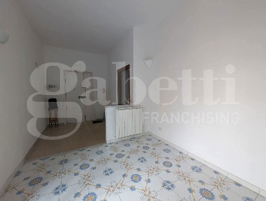 Foto Appartamento in Via Falci 00, Bacoli Centro di 100 m² con 4 locali