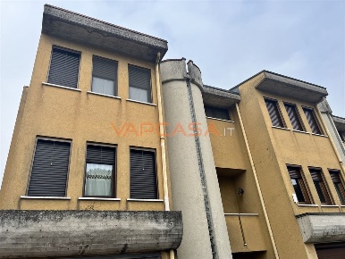 Foto Villa bifamiliare in VIA DANTE ALIGHIERI, Morengo Centro di 180 m²