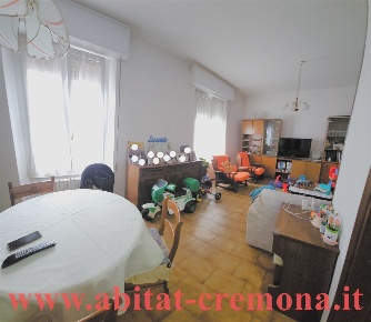 Foto Appartamento in via racchetta, Cremona Centro di 125 m² con 4 locali